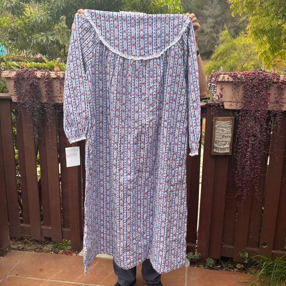 Lanz of Salzburg Flannel Nightgown NWT L  Cotton - Picture 2 of 5